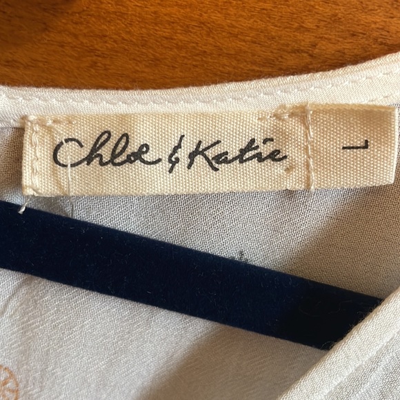 Chloe and Katie White Floral Romper Size L - Picture 3 of 4